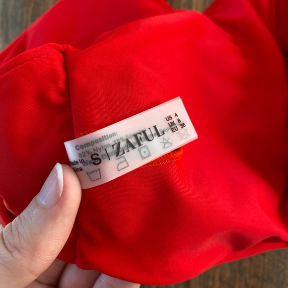 Zaful Criss Cross Tie Neck Halter Bikini Top - Picture 5 of 5